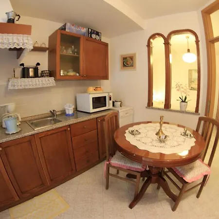 Apartments Butinar Pri Kapitanu Ankaran Kamer foto